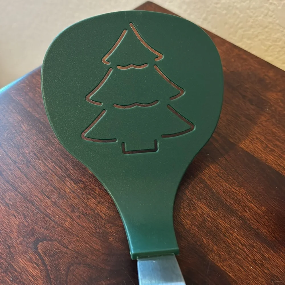 Farberware Holiday Red & Green Nylon Pancake Turner Set
